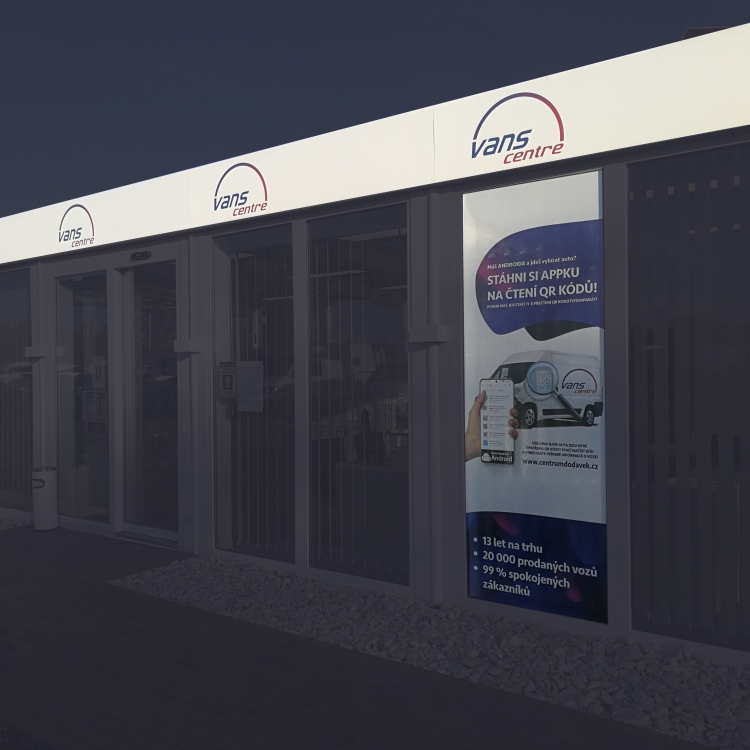 SHOPPING WINDOW STICKER // <br /> PERFORATED WINDOW FILM